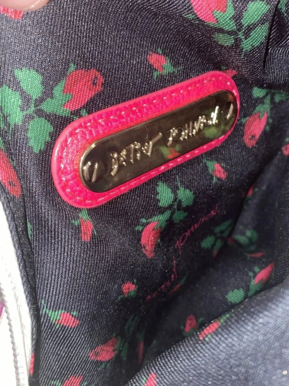 Betsey Johnson Roller Skate Blue Pink Yellow Rainbow Glitter Crossbody Bag Purse - Picture 11 of 12